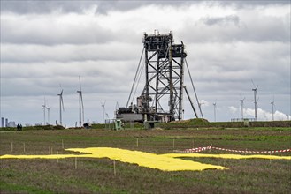 Demonstration against the demolition of the lignite village of Lützerath, from the village of