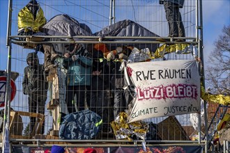 Beginning of the eviction of the Lützerath hamlet, camp of climate activists and squatters, at the