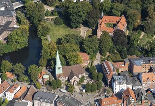 Aerial view, Bergedorf Castle, St. Petri and Pauli, church, Hasse, Museum for Bergedorf and the