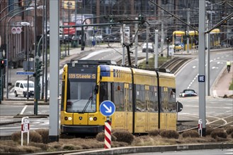 Ruhrbahn tram, on Altendorfer Straße in Essen, North Rhine-Westphalia, Germany, Europe