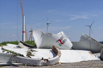 Repowering, dismantled Enercon E-58 wind turbine in a wind farm near Issum, 9 older wind turbines