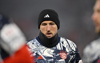 Warm-up training Harry Kane FC Bayern Munich FCB (29), portrait, Allianz Arena, Munich, Bavaria,