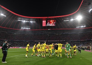 Dortmund players celebrate victory, dancing, German Classico FC Bayern Munich FCB vs. Borussia