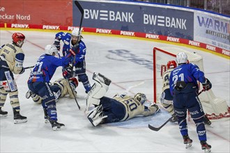 20.09.2024, DEL, German Ice Hockey League season 2024/25, Matchday 1: Adler Mannheim against