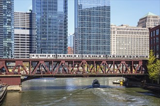 Chicago L Elevated elevated metro railway on a bridge public transport in Chicago, USA, North