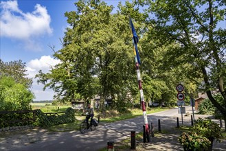 The so-called Green Border, at the former border crossing Grenzweg near Straelen-Kastanienburg and