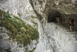 Hiking trail, Verdon Gorge, Gorges du Verdon, Verdon Regional nature park Park, Provence,