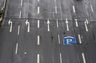 City centre road, 5 lanes at a traffic light junction, for different directions of travel, North