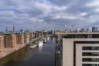 Sandtorhafen, traditional ship harbour, Hafencity Hamburg, new district on the Elbe, on the site of