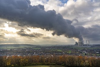 Long smoke, water vapour plume of the Weisweiler lignite-fired power plant of RWE Power AG in