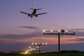 Passenger aircraft approaching, air traffic, after sunset, twilight, airport, Stuttgart,