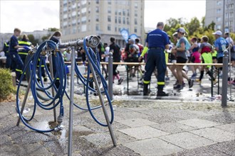 Water supply by the THW (Federal Agency for Technical Relief) on Karl-Marx-Allee at the 50th BMW