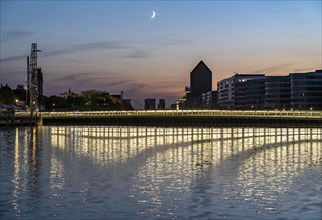 The Portsmouthdamm bridge over the inner harbour, Duisburg, North Rhine-Westphalia, Germany, Europe