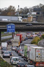 The Kaiserberg motorway junction, A40 motorway, Ruhr expressway, crosses the A3, bridge landscape,