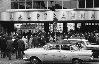 DEU, Germany, Dortmund: Personalities from politics, business and culture from the 50s Ruhr area.