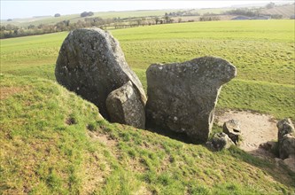 Neolithic long barrow burial monument, West Kennet, near Avebury, Wiltshire, England, UK