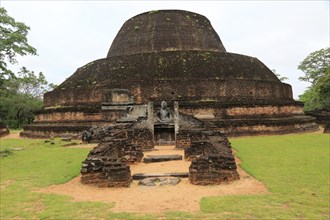 Pabula Vihara temple, UNESCO World Heritage Site, the ancient city of Polonnaruwa, Sri Lanka, Asia