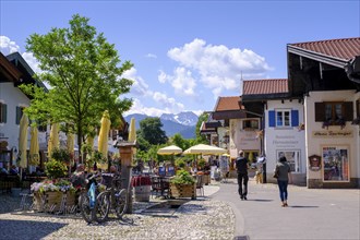 Marktstraße, Mittenwald, Werdenfelser Land, Upper Bavaria, Bavaria, Germany, Europe