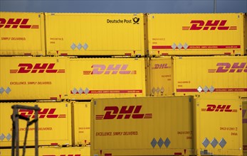 DHL, Deutsche Post, parcel centre, warehouse for freight containers, Krefeld, North