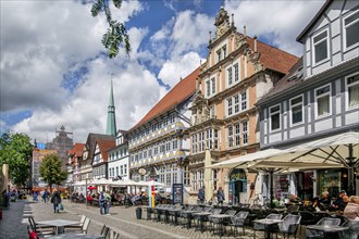 Osterstrasse pedestrian zone with street cafés in the old town, Hamelin, Upper Weser, Weser,