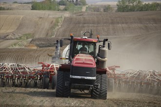 Seeding in Saskatchewan drought conditions Agriculture Canada