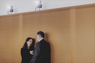 (R-L) Wolfgang Schmidt (SPD), Head of the Federal Chancellery, and Annalena Bärbock (Alliance