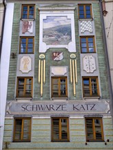 Façade of Restaurant Bierstüberl Schwarze Katz, historic city centre, Merano, Merano, South Tyrol,