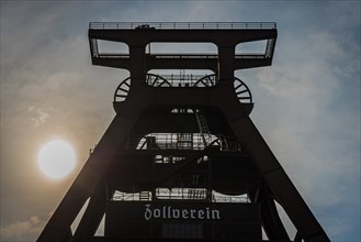 Winding tower, silhouette, backlight, sunlight, industrial monument, coal, mining, Zeche