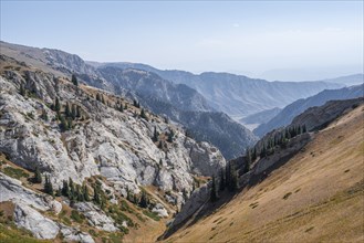 Barren landscape, mountain valley in the Tien-Shan, Naryn Province, Kyrgyzstan, Asia