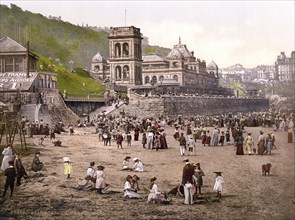 The beach and the Spa, Scarborough Spa Complex, in Scarborough, North Yorkshire, England, the beach