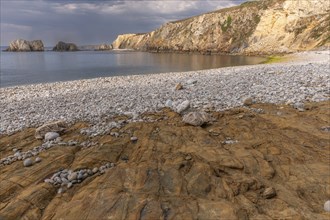 Pebble Beach on the Atlantic coast. Camaret, Crozon, Finistere, Brittany, France, Europe