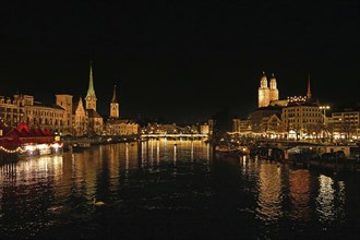 Fraumünster, Grossmünster, St.Peter, city view with Limmat at night, city centre, Zurich,