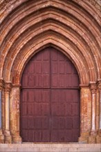 Silves, entrance portal, cathedral, Sé Catedral de Silves, Algarve, Portugal, Europe