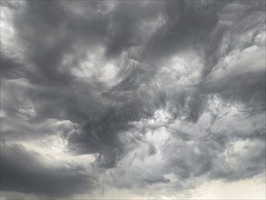 Cloud formation after storm warning thunderstorm warning grey dark clouds shortly in front of