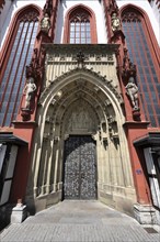 Entrance portal of the Gothic St Mary's Chapel, Marktplatz 9, Würzburg, Lower Franconia, Bavaria,