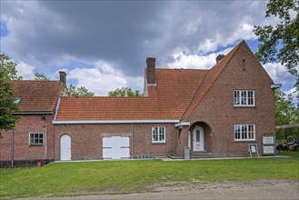 De Landloper, experience centre, café and former warden's house at the Colony of Wortel near