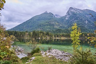 Hintersee in autumn colours, Ramsau, Berchtesgaden National Park, Berchtesgadener Land district,