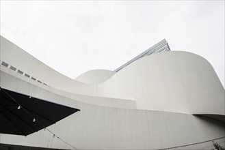 Schauspielhaus and Dreischeibenhaus, Düsseldorf, Rhineland, North Rhine-Westphalia, Germany, Europe