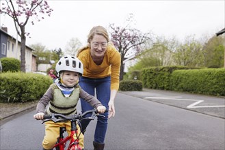 Child in road traffic, Bonn, 03.04.2024