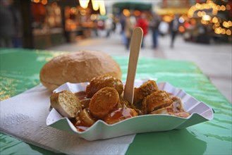 Currywurst and buns, Christmas market, Buns, Germany, Europe