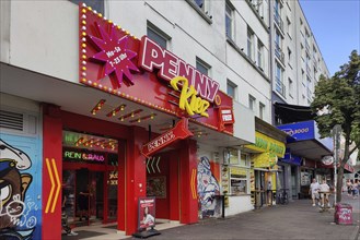 Penny Markt im Kiez, Reeperbahn, St. Pauli, Hamburg, Germany, Europe