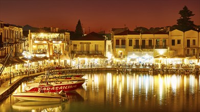 Venetian harbour, dusk, night shots, water reflection, red sky, colourful rows of houses, boats,