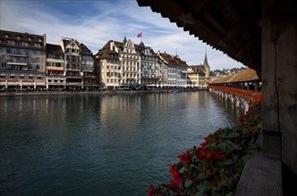 View from the Chapel Bridge onto the hotel promenade, Hotel des Alpes, Old Town, Lucerne,