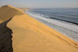 Dune near Sandwich Harbour, Atlantic Coast, Namib-Naukluft Park, Namibia, Africa