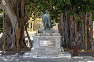 Monument to the actor Isidoro Máiquez in the old town, Cartagena, Region of Murcia, Spain, Europe