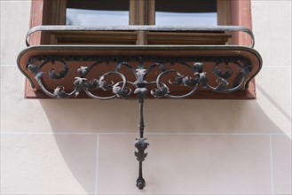 Baroque flower box, Irrerstr. 1, Nuremberg, Middle Franconia, Bavaria, Germany, Europe