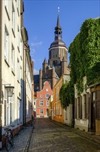 View down Henning-Mörder-Straße to St. Mary's Church, a masterpiece of late Gothic and brick Gothic