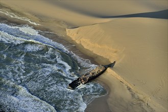 Wreck of the Shaunee, shipwrecked in 1976, Namibian coast near Conception Bay, south of Sandwich