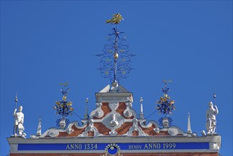 The Blackheads' House with the roof figures and the weather vane with the dragon fight of St George