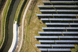 Overflight of an area dedicated to the production of electricity with the use of solar panels